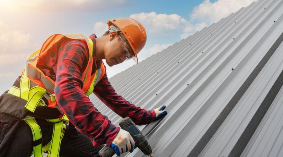 Professional Emergency Roof Repairs services in Dexter City, OH